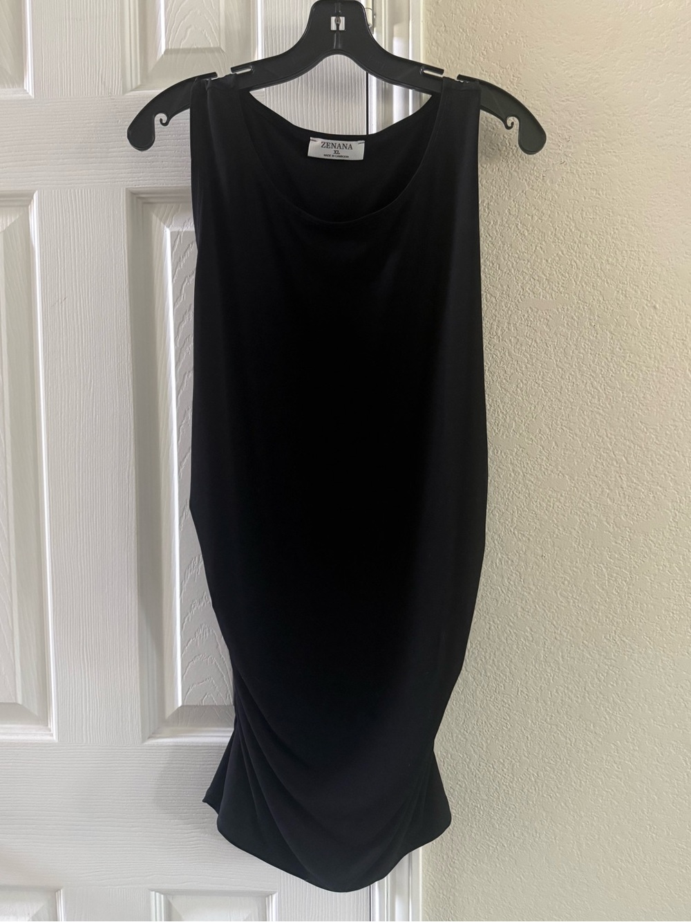 Zenana Outfitters Black Sleeveless Cinched Long Tank Top